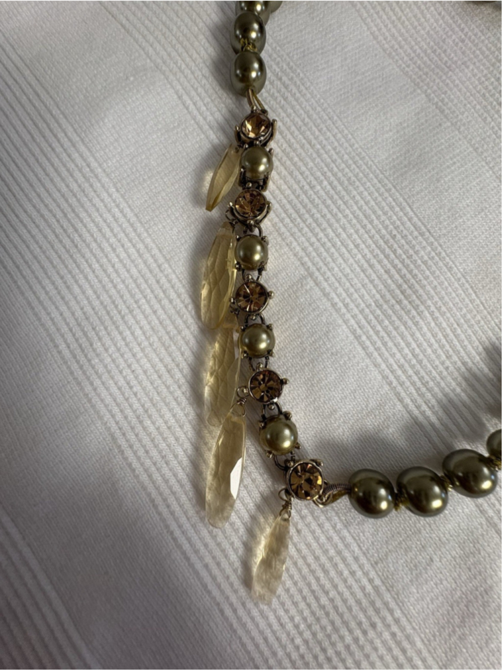 Vintage Monet Pearl Statement Necklace Crystal Drop Gold Tone 16-18” - Picture 6 of 8